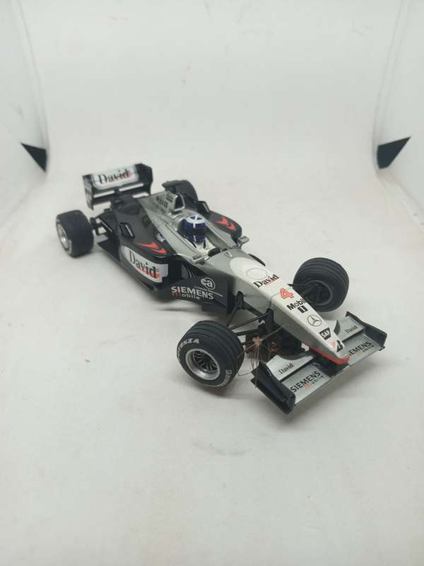 SCX McLaren MP416 Scalextric. Tires Good