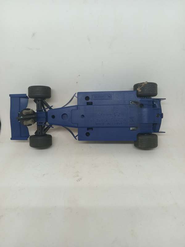 Hornby Renault R24 Scalextric. Tires Good