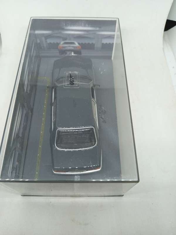 Mercedes s- Class - Tomorrow never Dies 007 Edition. Sealed with book