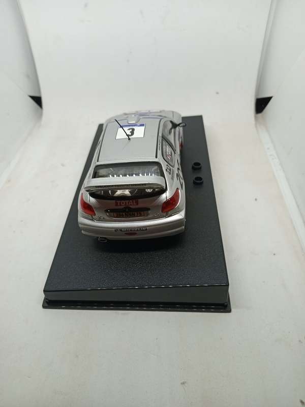 2002 Brand New Scalextric Peugeot 206 WRC