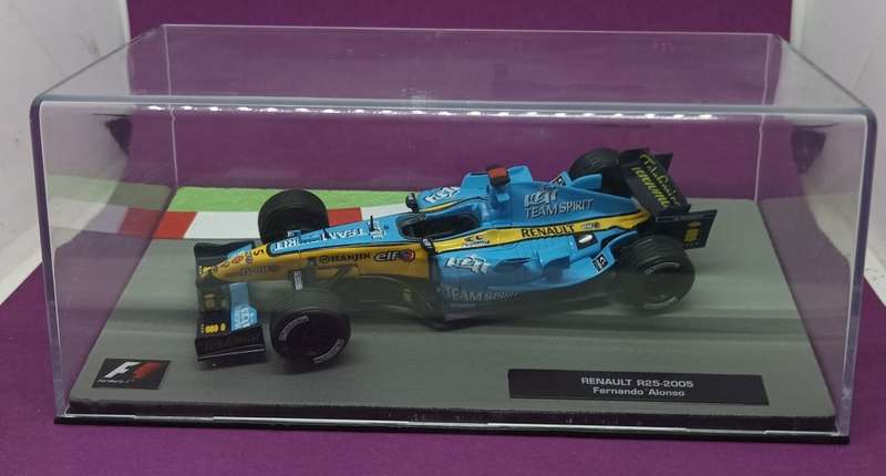 Renault R25 die-cast model car - 2005 - Fernando Alonso - scale 1/43