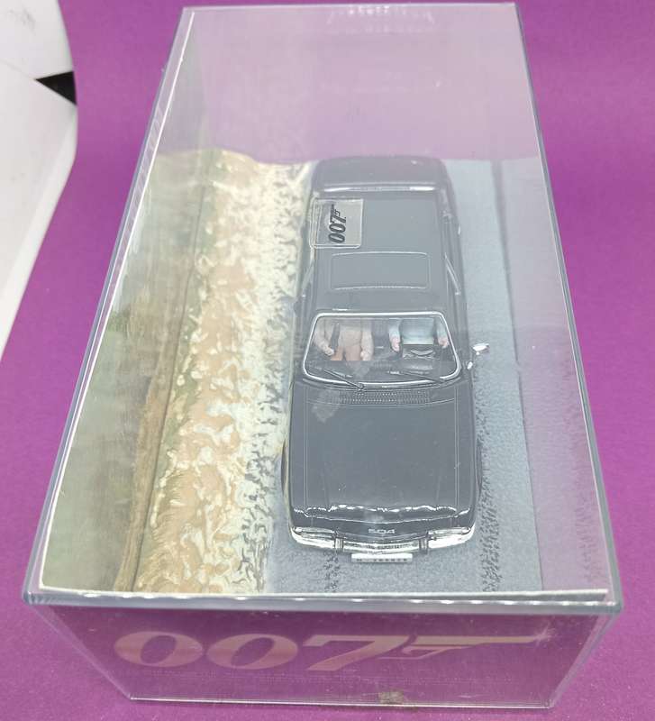 007 Peugeot 504 For Your Eyes Only  scale 1/43. Sealed