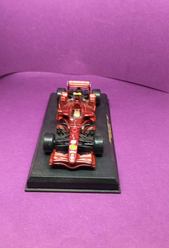Ferrari Official Product: Ferrari F2007 - Kimi Raikkonen- Die Cast Model 1:43