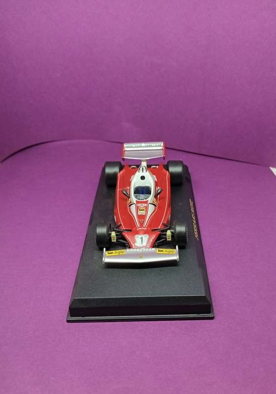 Ferrari Official Product: Ferrari 312T2 -  Die Cast Model 1:43