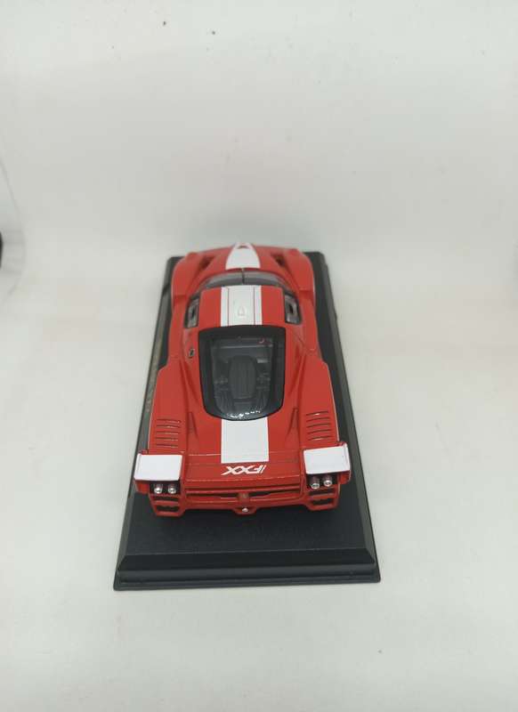 Official Ferrari FXX - Scale 1/43