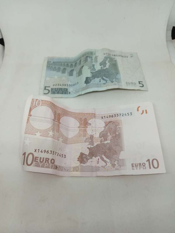 2002 15 Euro Banknotes