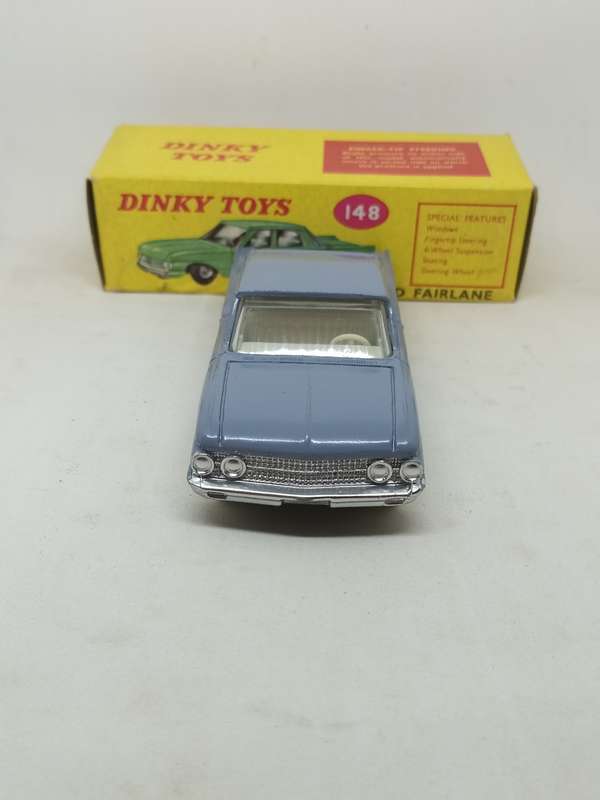 Dinky Toys - Nr 148 - Ford Fairlane- With Original Box - South African Issue
