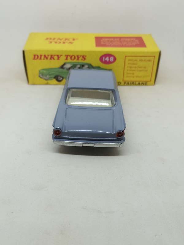 Dinky Toys - Nr 148 - Ford Fairlane- With Original Box - South African Issue