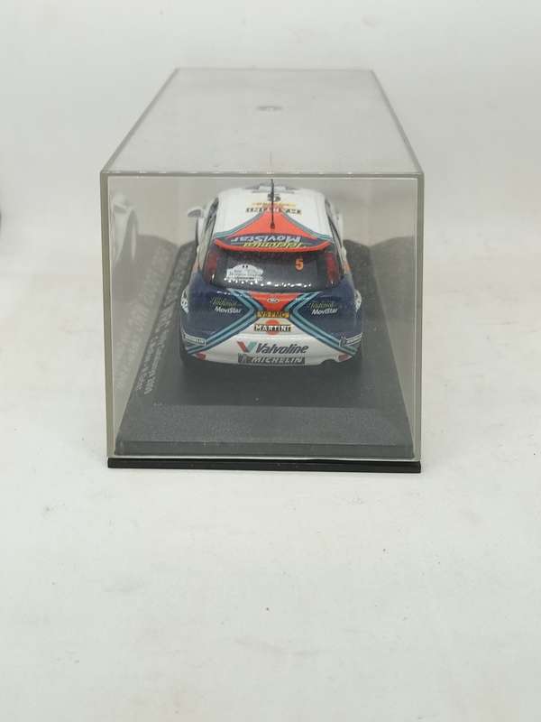 IXO  - Ford Focus WRC - 2000 -  C McRae/ N Grist
