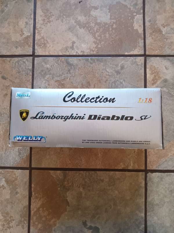 Welly - Lamborghini Diablo SV - Collection - Scale 1/18 Box damaged