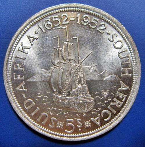 ## Great piece ** 1952 South Africa Silver 5 Shillings/Crown ##