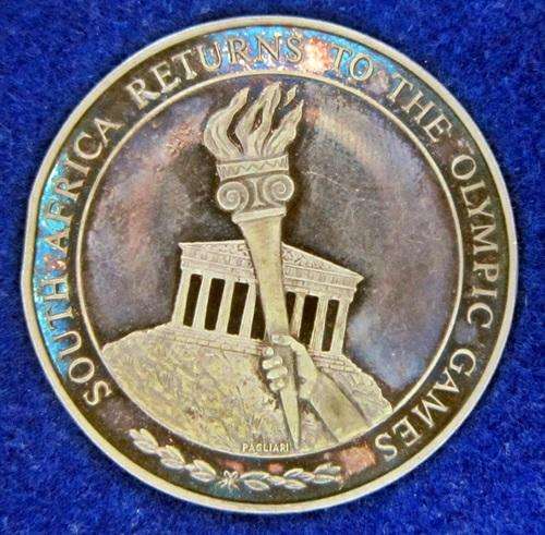 ## 1992 South Africa Returns to Olympic Games Medallion ** 0.999 Silver ##