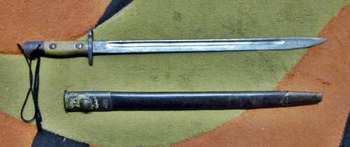 ## 1907 ( '17 overstamped) Wilkinson Military Issue Bayonet with Scabbard Mangrovite '42 ##