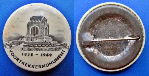## 1838-1949 Voortrekkermonument Pin ##