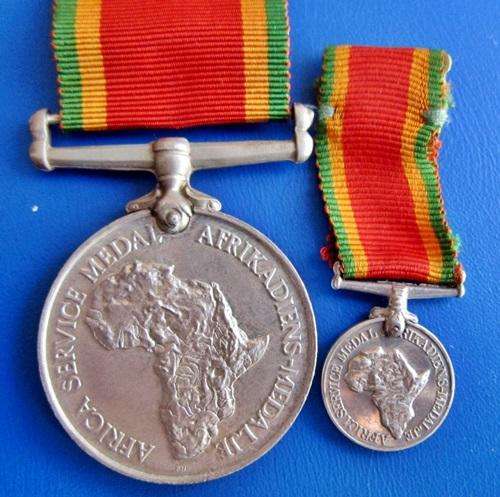 ## WWII Africa Service Medal with Miniature ** ACF 116919 T.D. Russel ##