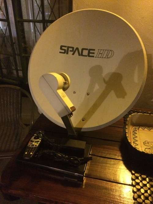 HD PVR 2P Decoder with dish & LNB