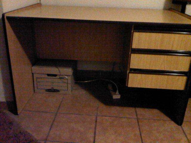 OAK VENEER DESK