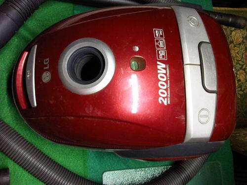 LG 2000W CYLINDER VACUUM