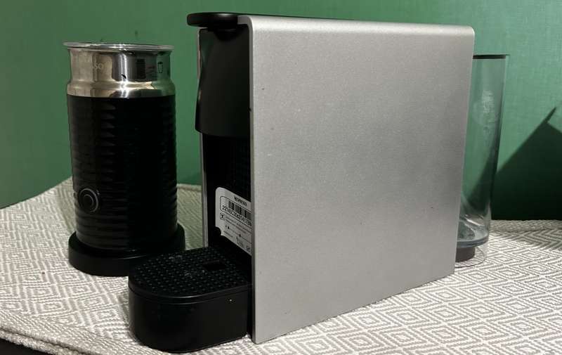 Nespresso Essenza Mini with Aeroccino Frother
