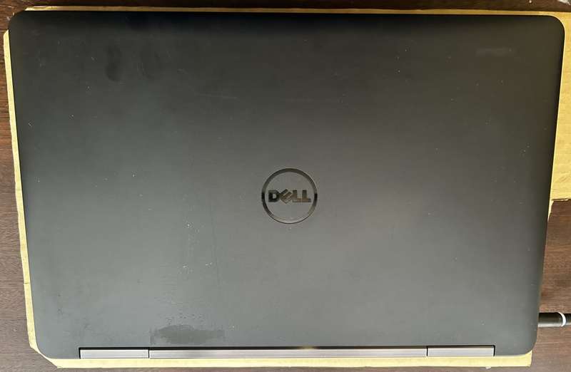 Dell Latitude E5540 Core i5 4300U 500GB HDD 8GB RAM Win 10 Pro *NEW BATTERY*