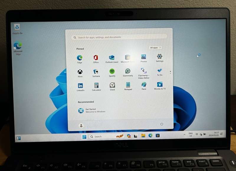 Dell Latitude 5400 Core i5 8th Gen 256GB NVMe 8GB RAM Win 11 Pro *EXCELLENT VALUE*