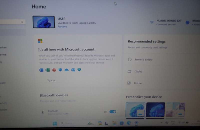 ASUS VivoBook 15 AMD A9 Radeon R5 Graphics 500GB SSD 8GB RAM Win 11 Home