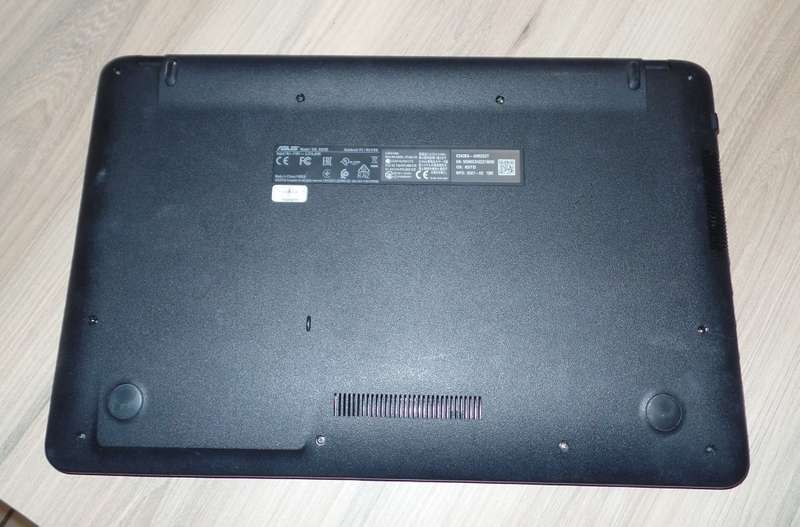 ASUS VivoBook 15 AMD A9 Radeon R5 Graphics 500GB SSD 8GB RAM Win 11 Home