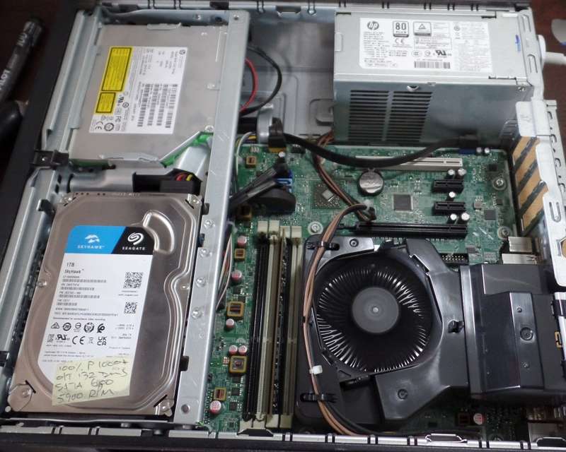 HP EliteDesk 705 G2 SFF AMD PRO A10 3.60GHz R7 1TB 3.5` HDD 8GB DDR3  Win 11 Pro *READ DESCRIPTION*