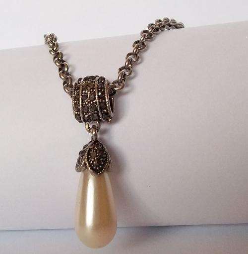 GREAT GIFT FOR HER! ANTIQUE NECKLACE WITH TEARDROP PEARL PENDANT - STUNNING!!! THIS IS A MUST BID!