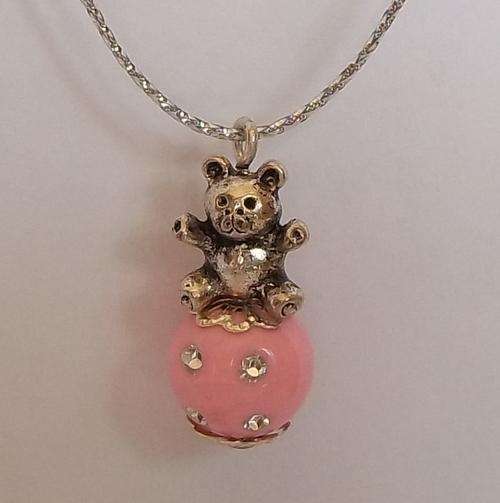 ADORABLE KIDDIES NECKLACE WITH SWEET TEDDY (PINK) ..... WEEKENDS WINNER! BID NOW!!!