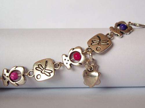 MOST ADORABLE KIDZ BRACELET  -  PLACE YOUR BID NOW!!!!!!!!!!