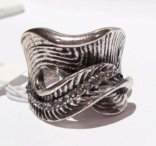 BIG BARGAIN!.. (7)THIS IS THE MOST BEAUTIFUL RING EVER - DON'T MISS THIS 1.. R1 AUCTION!