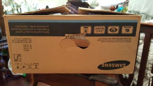 Samsung Projector - As New - Originally R8k!