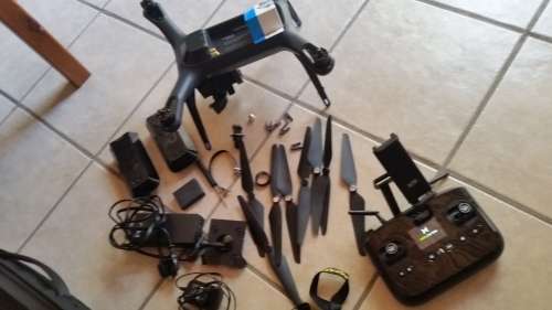 dr3 solo drone almost new flying 3km