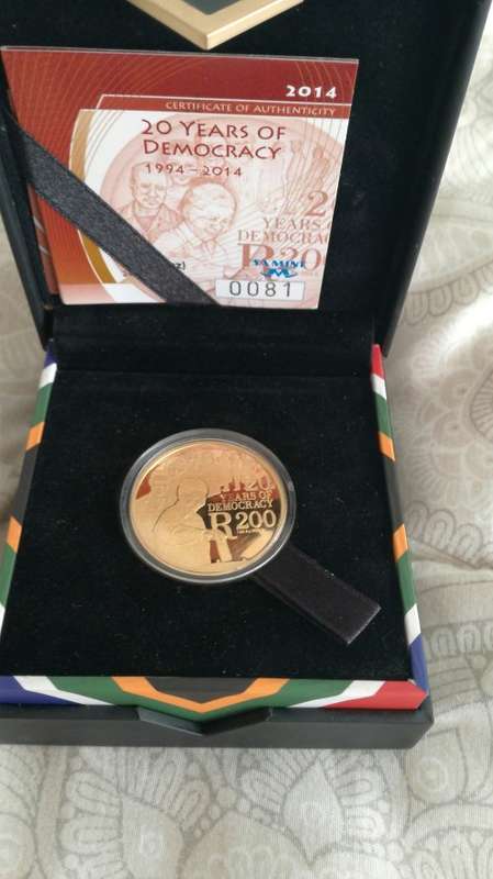 20 Year Democracy 2014 1 oz Gold 24Ct