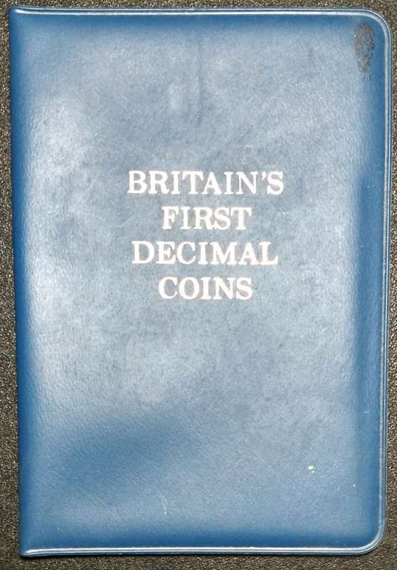 1968 BRITAINS FIRST DECIMAL COIN SET, 5 COINS 10p TO ½p, IN FOLDER OF ISSUE BU