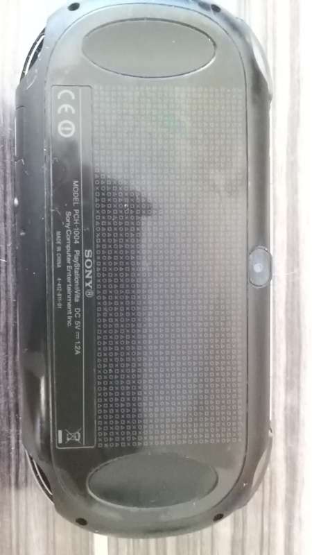 Ps Vita Pch-1004 with !!!100 games loaded!!!