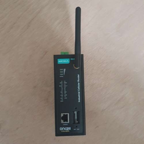 MOXA 5104-HSPA