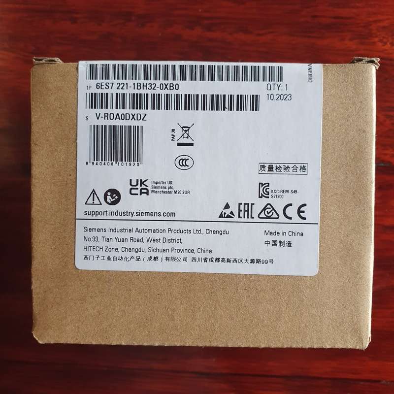 Siemens 6ES7221-1BH32-0XB0