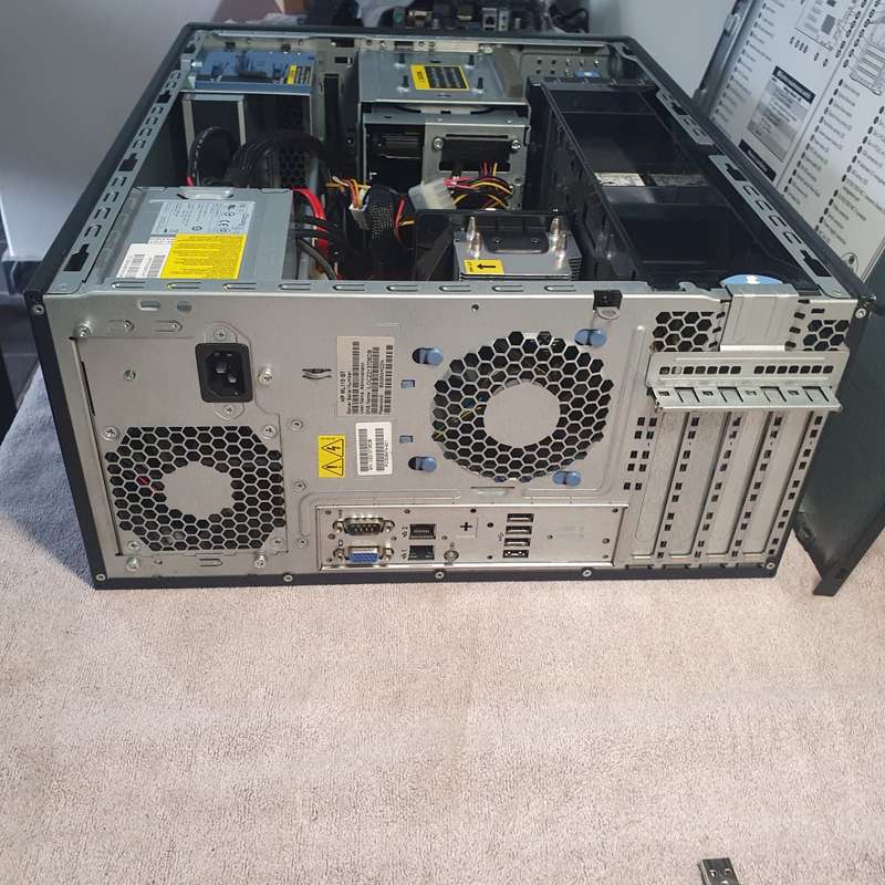 IBM Servers x3650 x3550 + HP ML110 G7