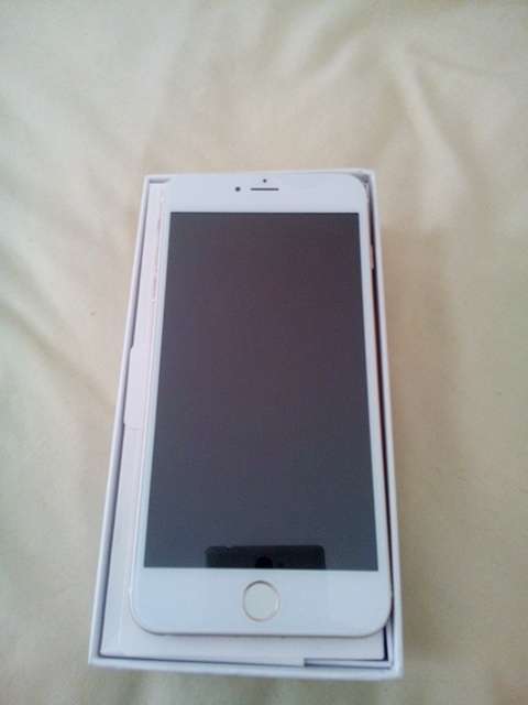 Iphone 6s plus 64Gb unlocked