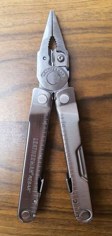 Immaculate condition Leatherman Rebar with sachet... New price over R2000