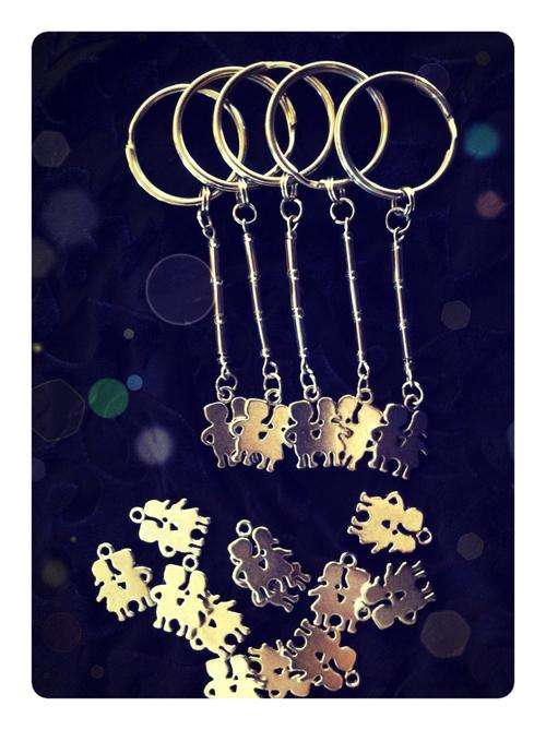 Wedding Favours- Key Rings- Joined couple
