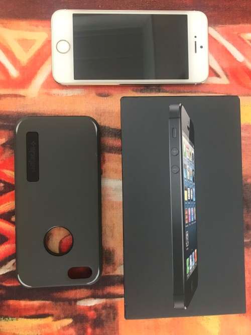 APPLE i5S