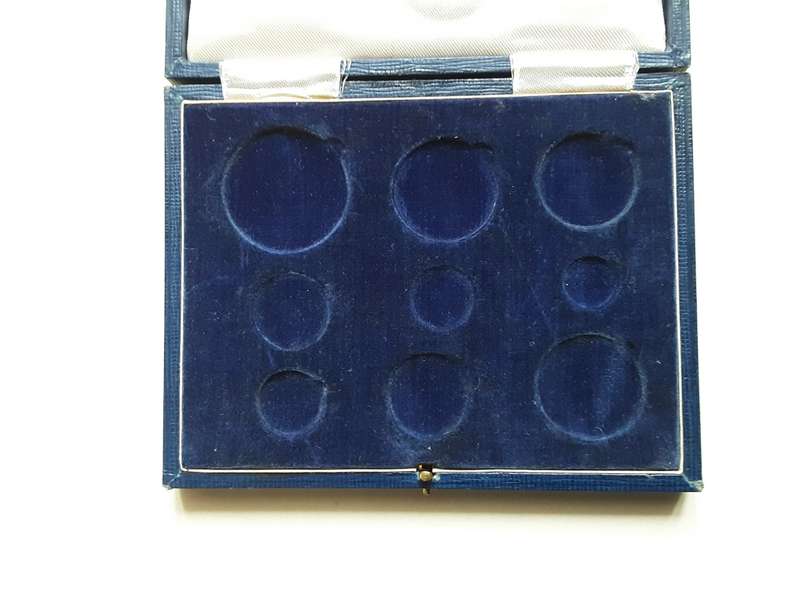 SAM Blue 9 Coin Box with Push Button Latch (NO COINS)
