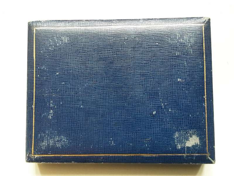 SAM Blue 9 Coin Box with Push Button Latch (NO COINS)
