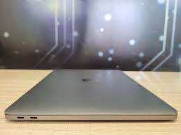 Macbook air 13` Early 2015 i5, 1.6Ghz  8GB Ram  128GB SSD  Intel HD Graphics 6000 1536M,