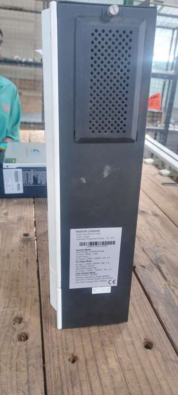 Massive REVO 2 ON/ OFF D 5.5KV, 48VDC, 130A HYBRID SOLAR INVERTER