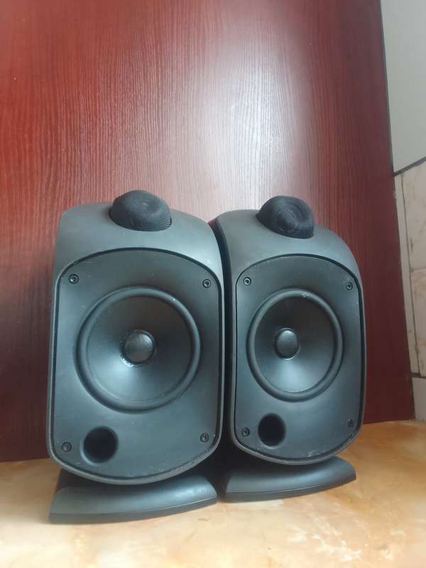 High End B&W Leisure Monitor-1 Speakers in excellent condition