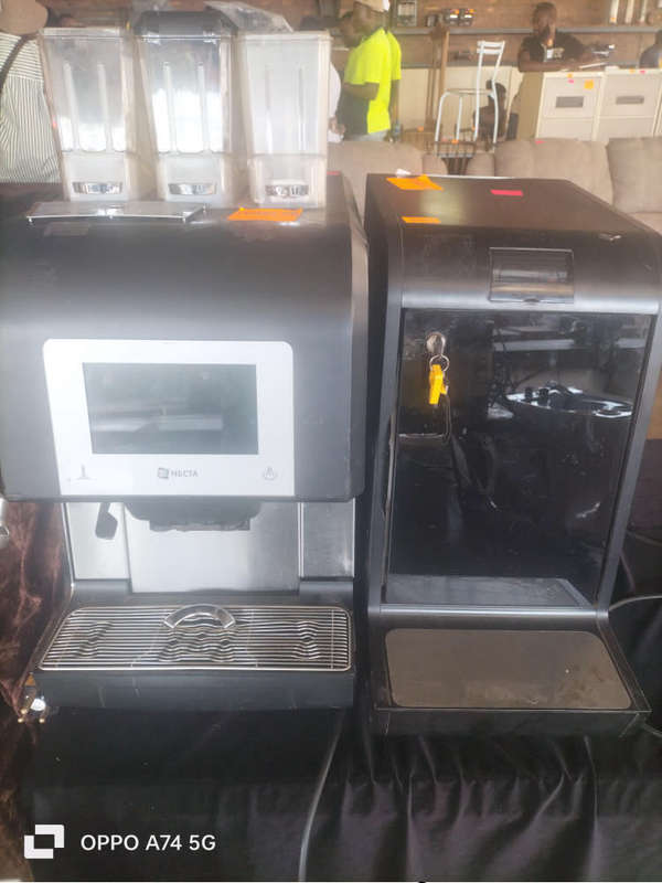 Industrial NECTA KARISMA AUTOMATIC COFFEE MACHINE WITH NECTA KARISMA 12l Milk Fridge Dispenser